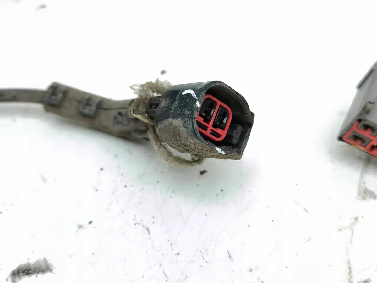 Volvo V60 2012 Tailgate Wiring Harness 31270301 image 4