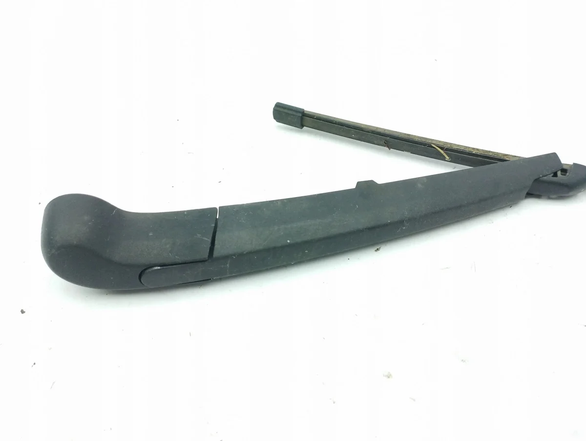 Taka KIA Ceed takalasin pyyhin AMD146934 image 5