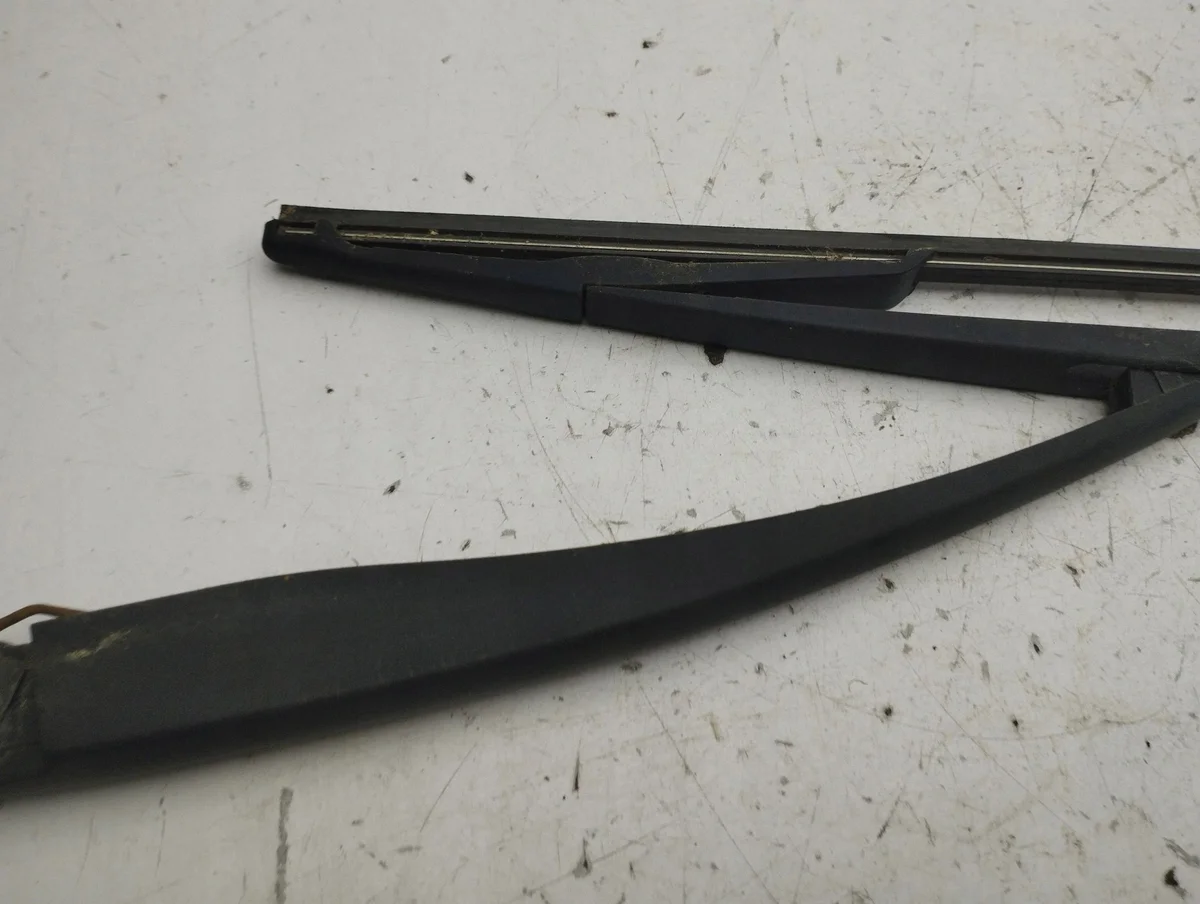 Opel Corsa C Heckscheibenwischer gebraucht AMD143346 image 7