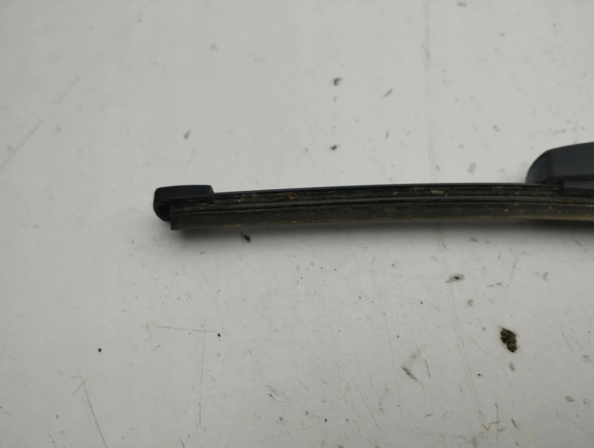 Torkararm Bakruta VW Golf VIII 2022 AMD136384 image 6