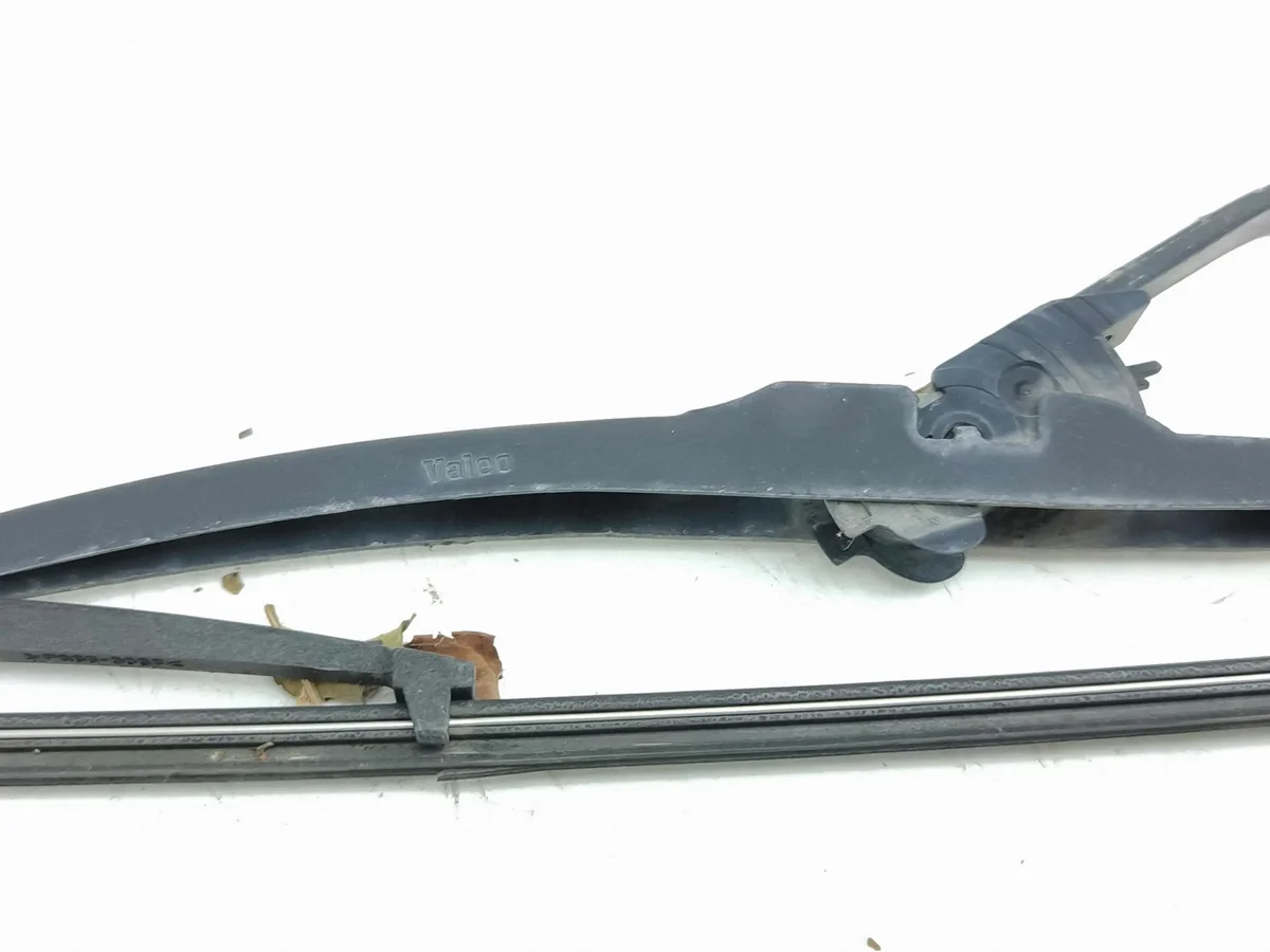 Chrysler Voyager 2006 Scheibenwischerarm hinten AMD170335 image 4