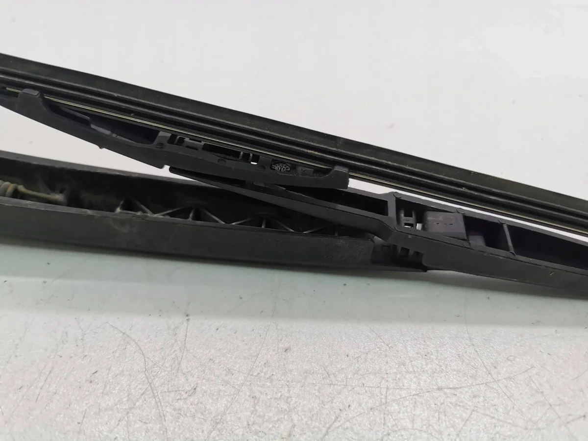 Toyota Corolla Verso AR10 Wischerarm hinten image 7