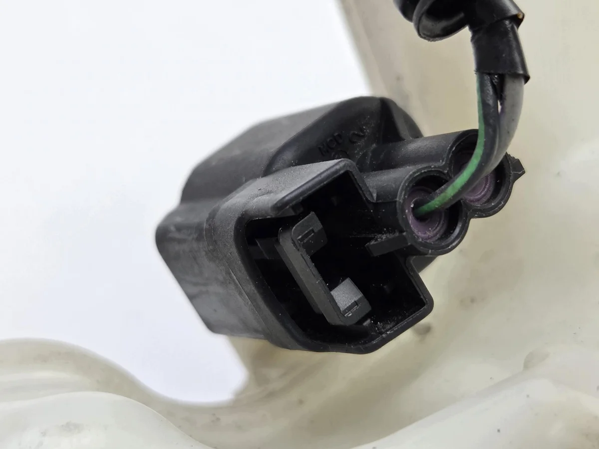 Bremsflüssigkeitsbehälter Ford Mondeo MK5 image 8