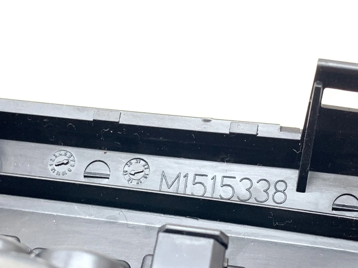 BMW G01 Lüftungsgitter hinten 9363822 image 4