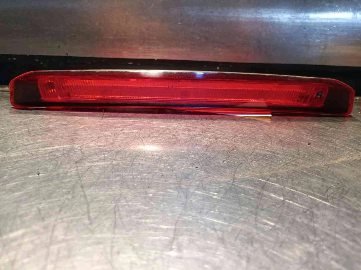 Ford Bremslicht OE 2414651 Gebraucht image 2
