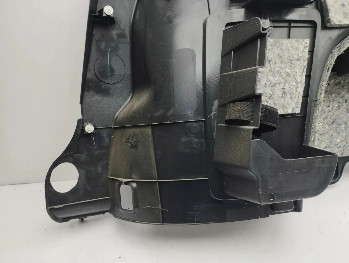 Peugeot 4007 2009 Seitenverkleidung Kofferraum rechts image 7