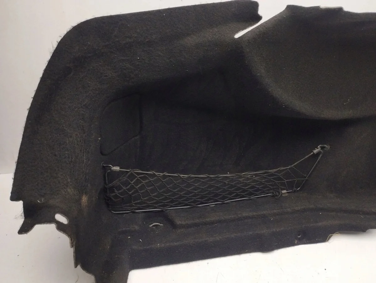 Mercedes E W213 2017 Seitenverkleidung Kofferraum Links image 7
