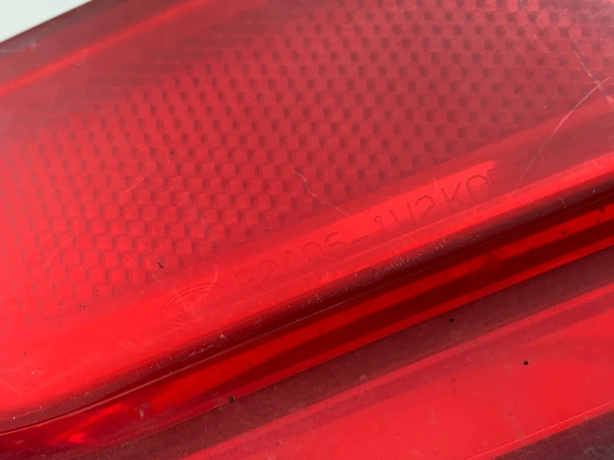 Rückleuchte Kia Rio III Hbk rechts (gebraucht) image 4