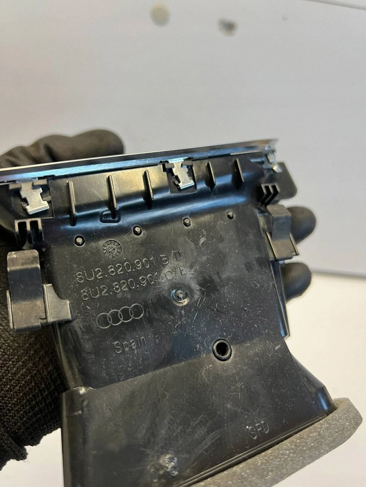 Audi Q3 8U 2013 Lüftungsdüsen Armaturenbrett image 3