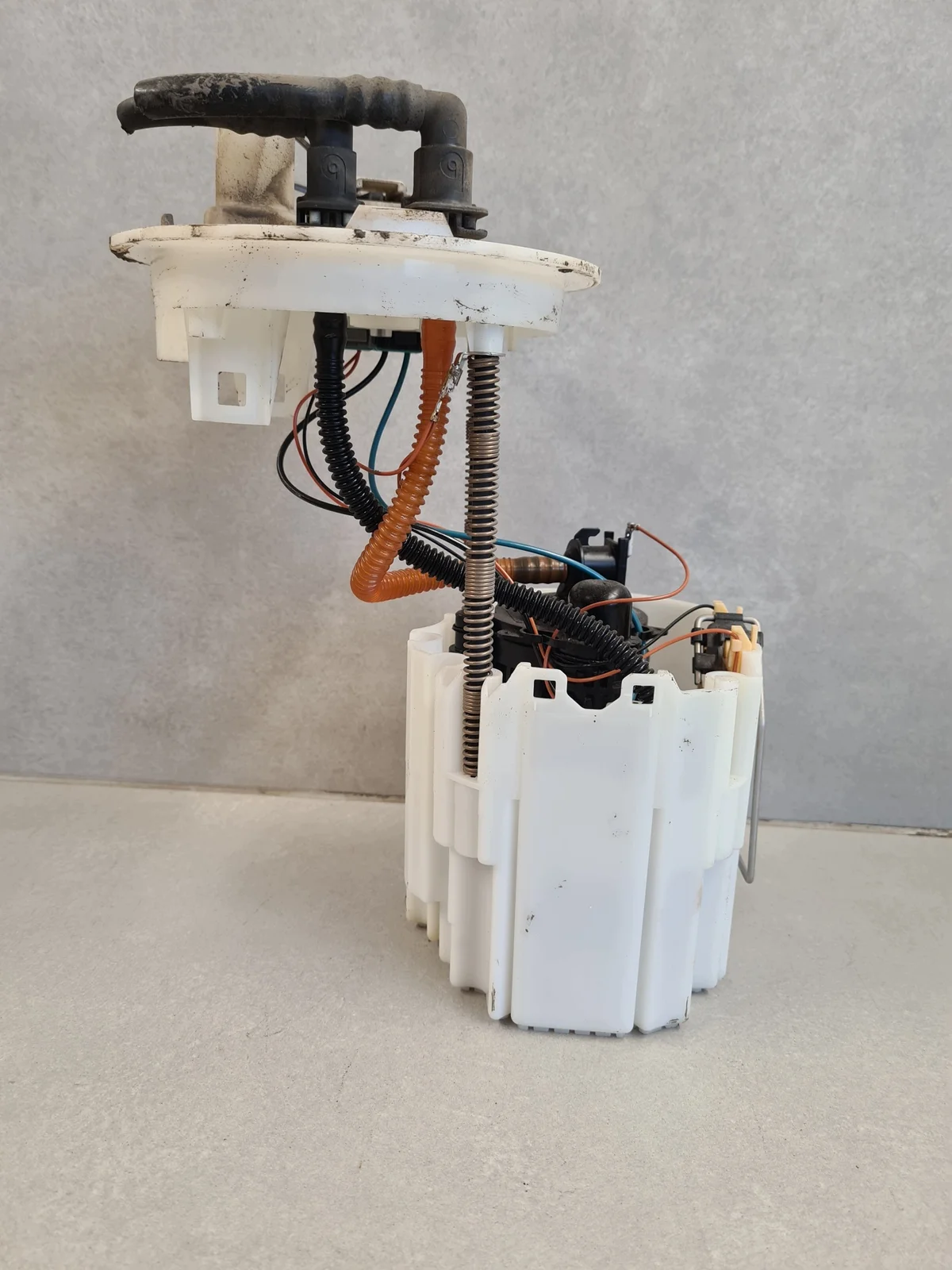 Kraftstoffpumpe Opel Astra IV J 1.4 Turbo image 4
