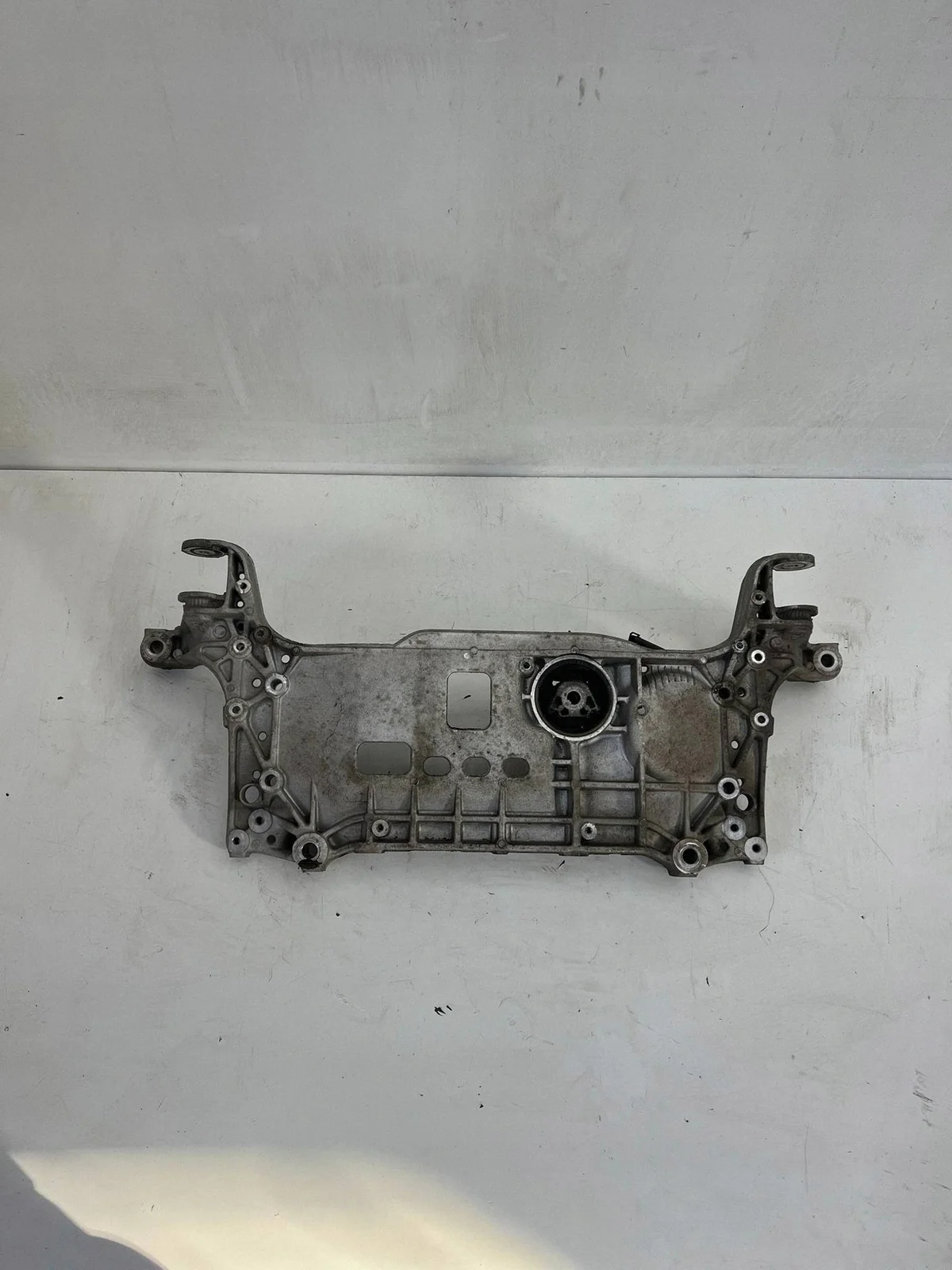 Sujet de suspension avant Audi VW 7N0199369B
