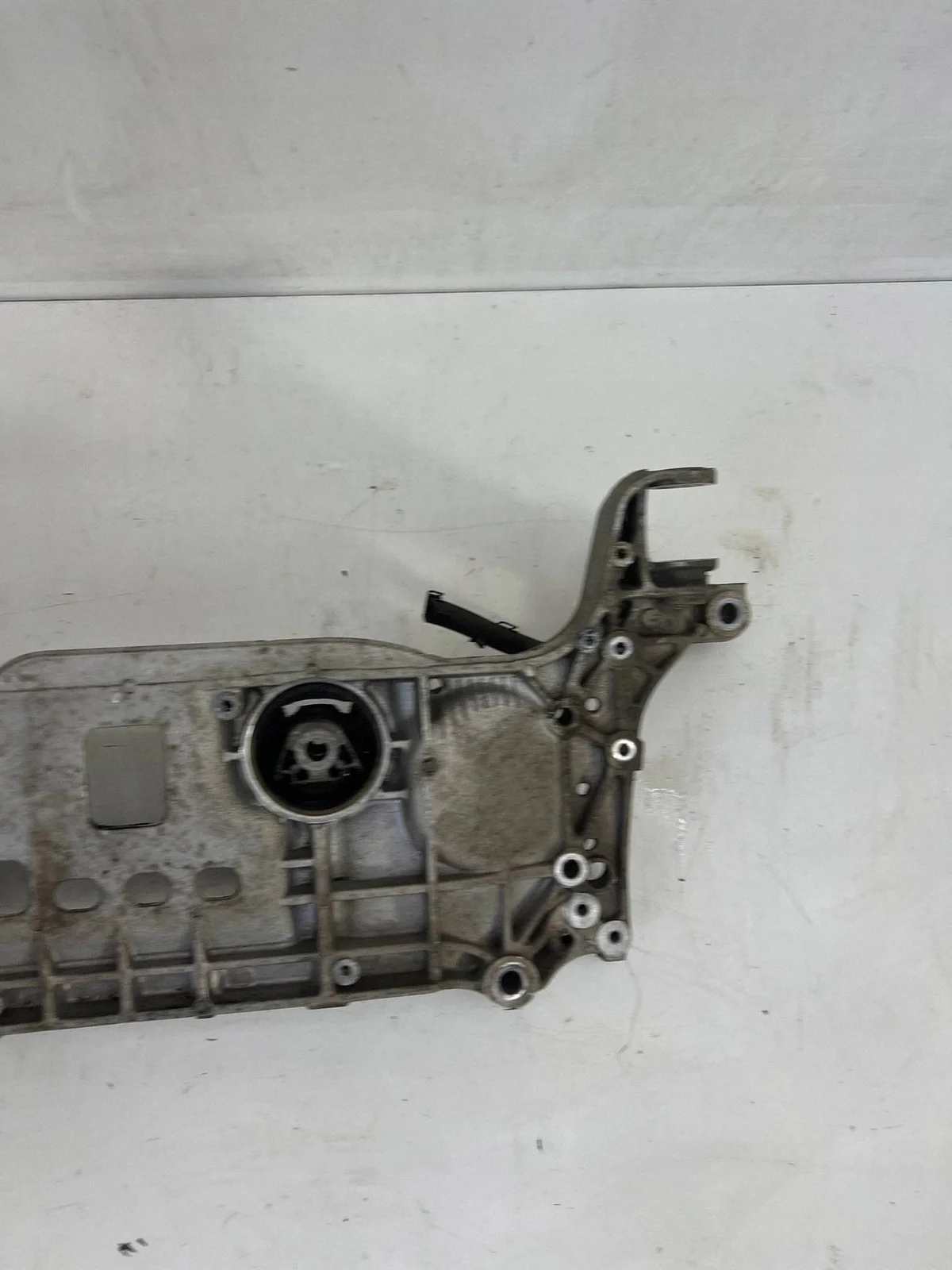 Sujet de suspension avant Audi VW 7N0199369B image 3