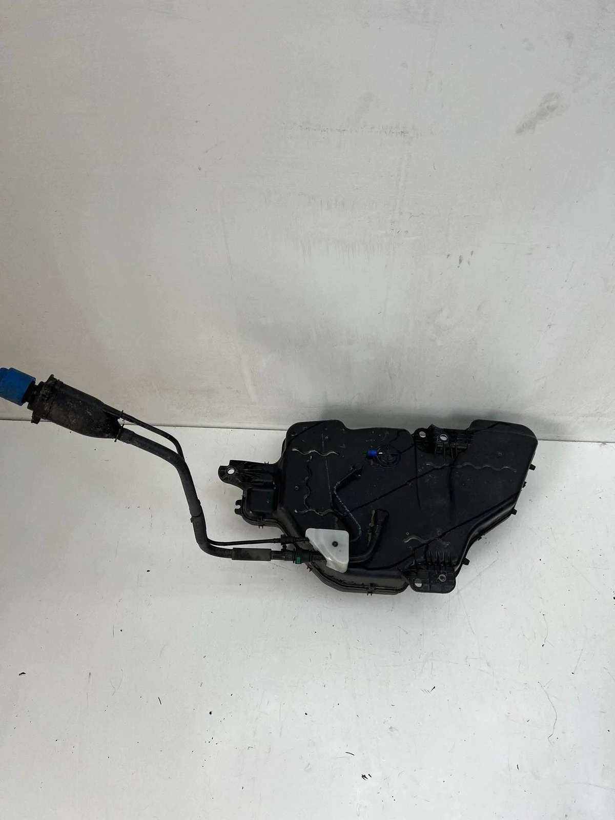 AdBlue Tank Audi Q3 8U 2.0 TDI
