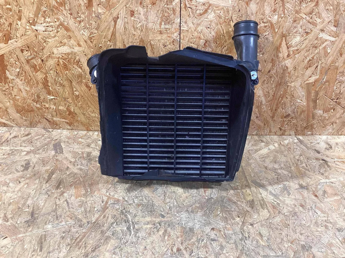 Intercooler Porsche Panamera 976145804A image 4