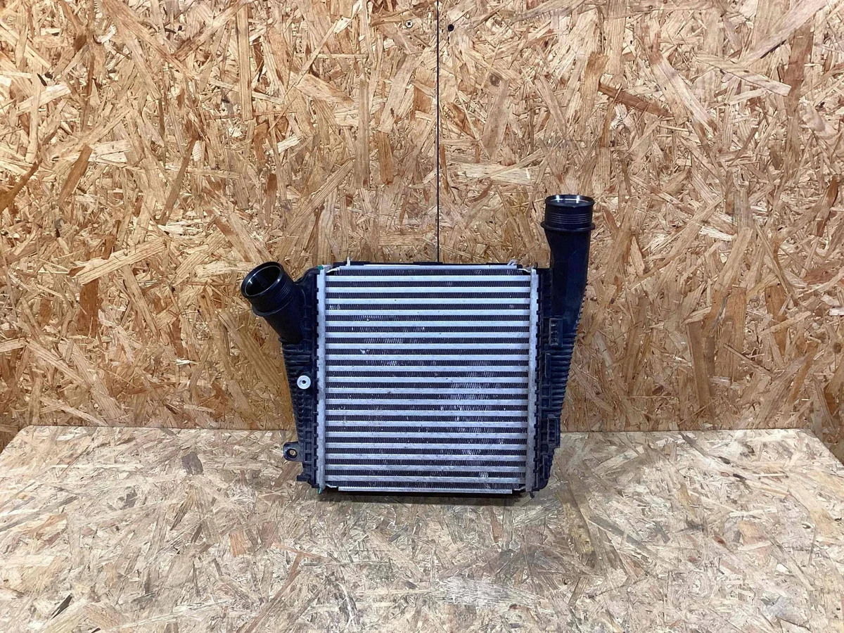 Porsche Panamera Intercooler Vänster 976145803A