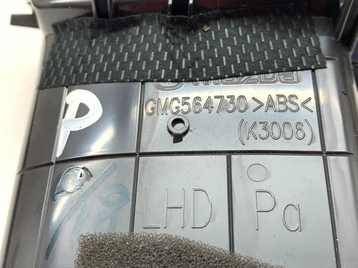 Mazda 6 GJ Lüftungsgitter Rechts Vorne image 3