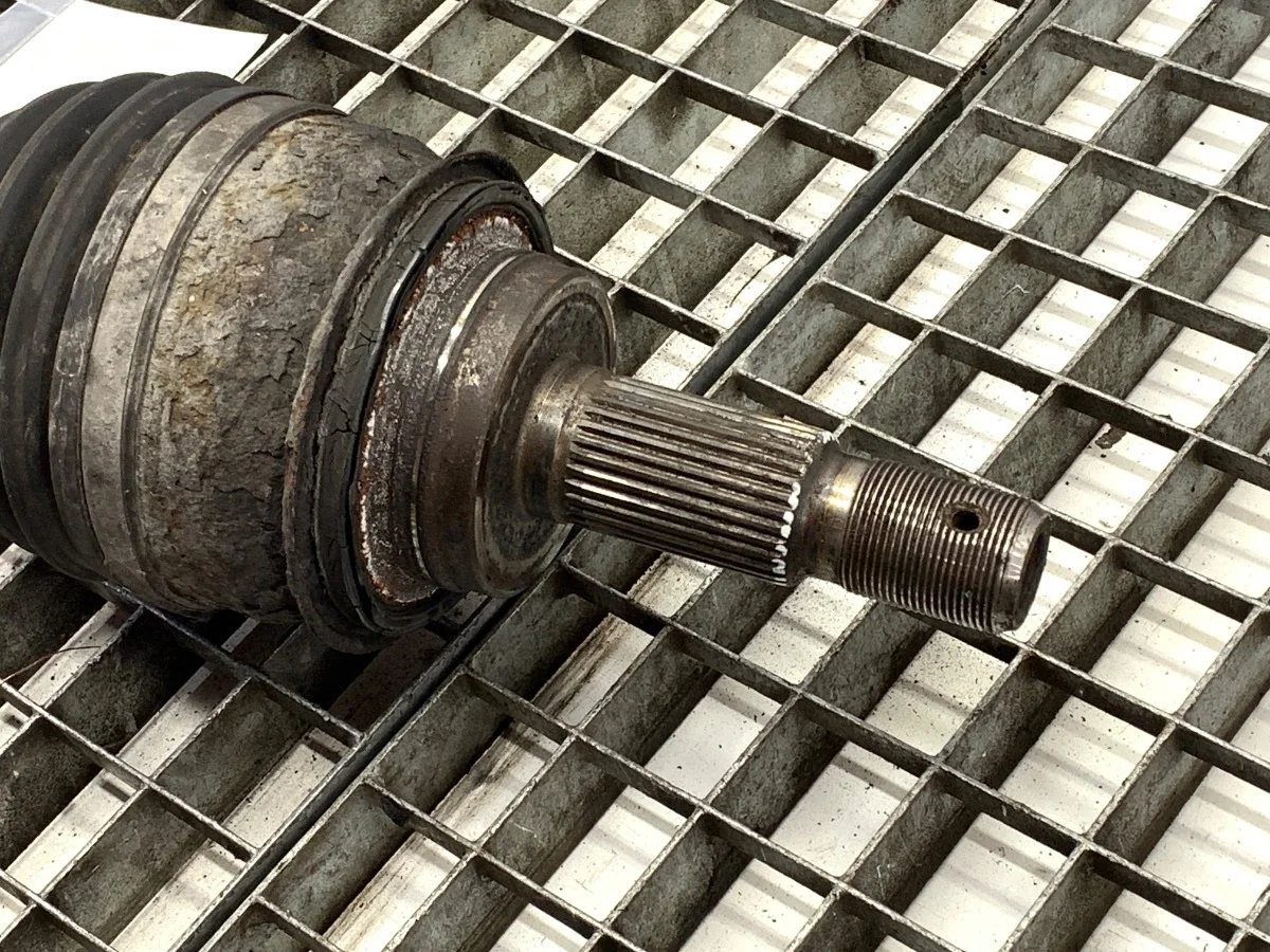 Antriebswelle Links Vorne Toyota Land Cruiser J12 image 3