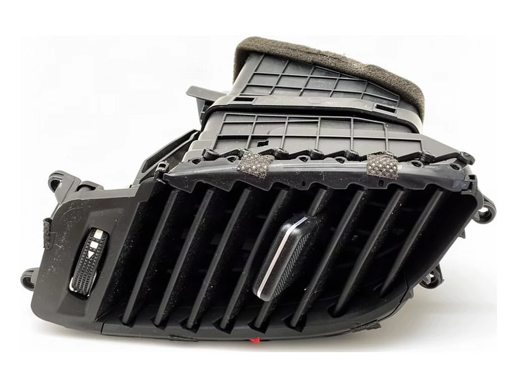 Grille d'aération Hyundai i30 avant gauche