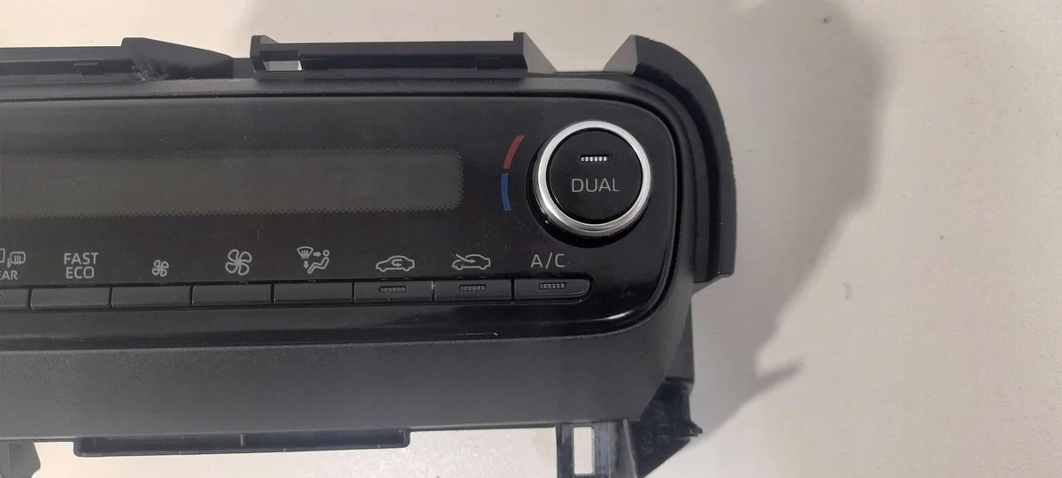 Pannello Climatronic Mazda 2 Yaris IV 559000DN00 thumbnail 3