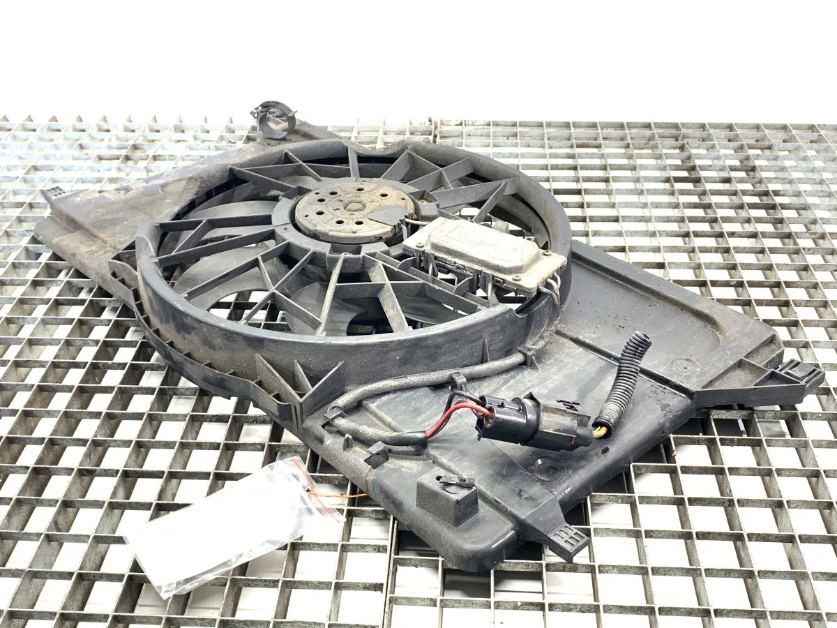 Kühlerlüfter Volvo S40 II 2.0 136PS gebraucht image 3