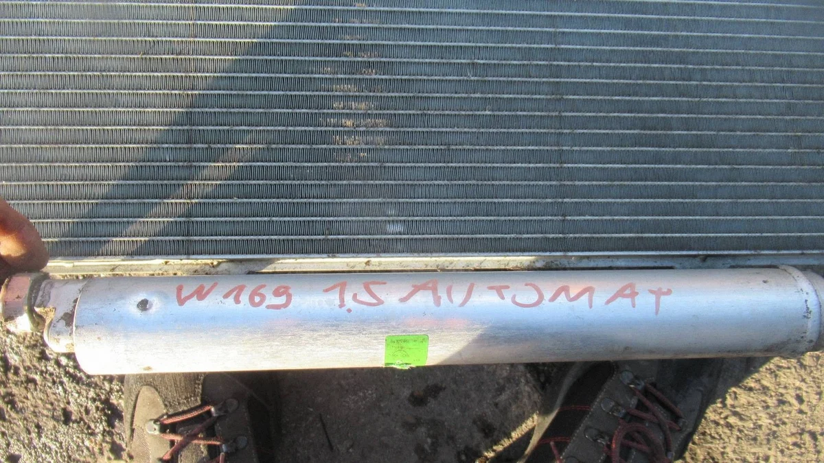 Mercedes A-Klasse W169 Airco Condensor image 3