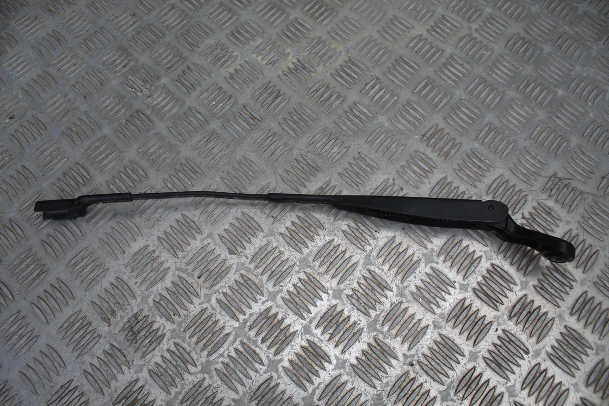 Brazo limpiaparabrisas Izquierdo Fiat 500 SFA2112