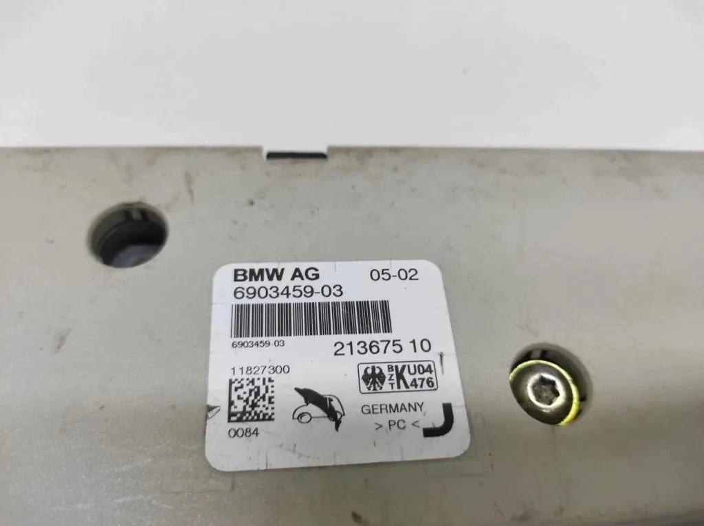 Antennenverstärker BMW 7 E65 E66 E67 OE 690345903 image 3