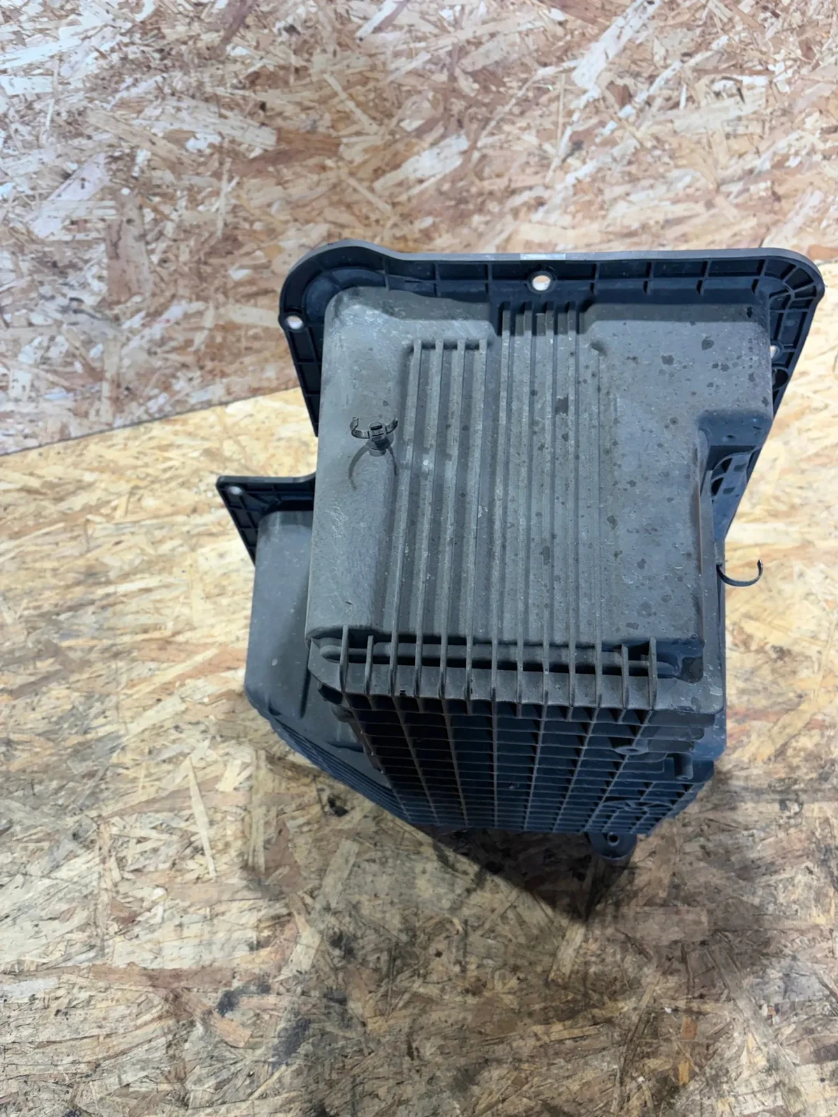 Batteriehalter VW Crafter SY_ VWBZ900 image 6