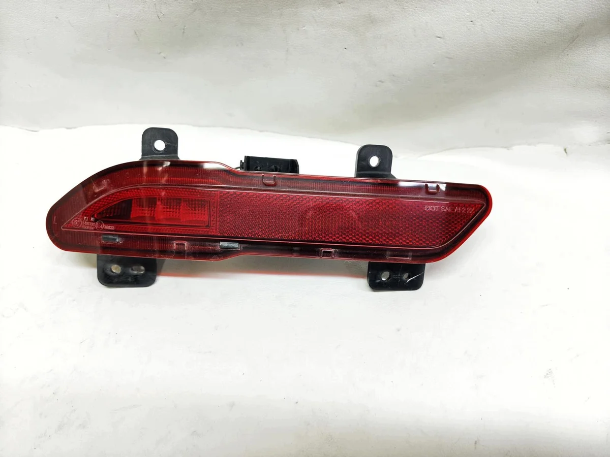 Volvo EX30 Nebelschlussleuchte Links Hinten