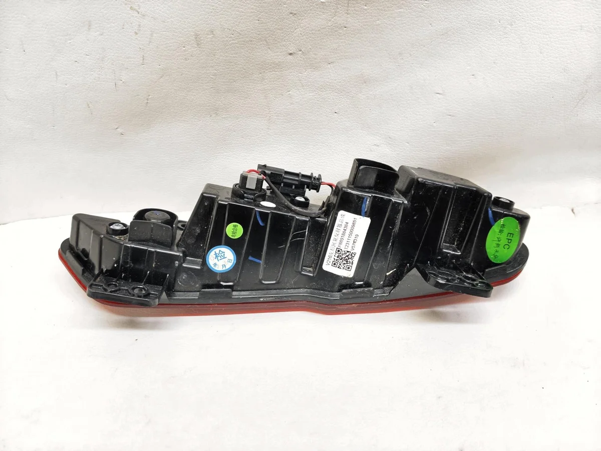 Volvo EX30 Nebelschlussleuchte Links Hinten image 6