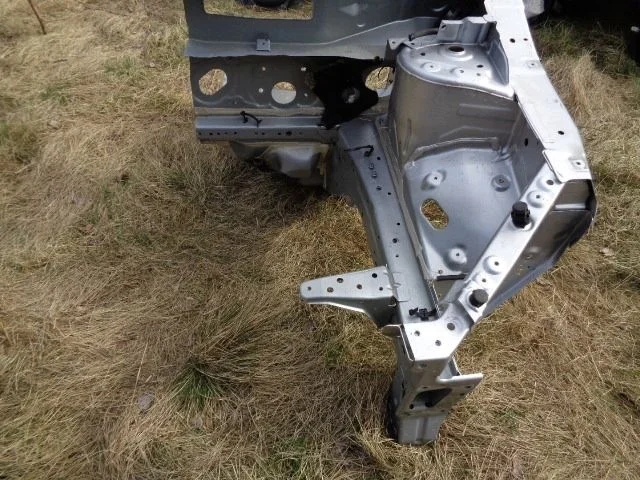Renault Kadjar Long Left Pillar Used image 5