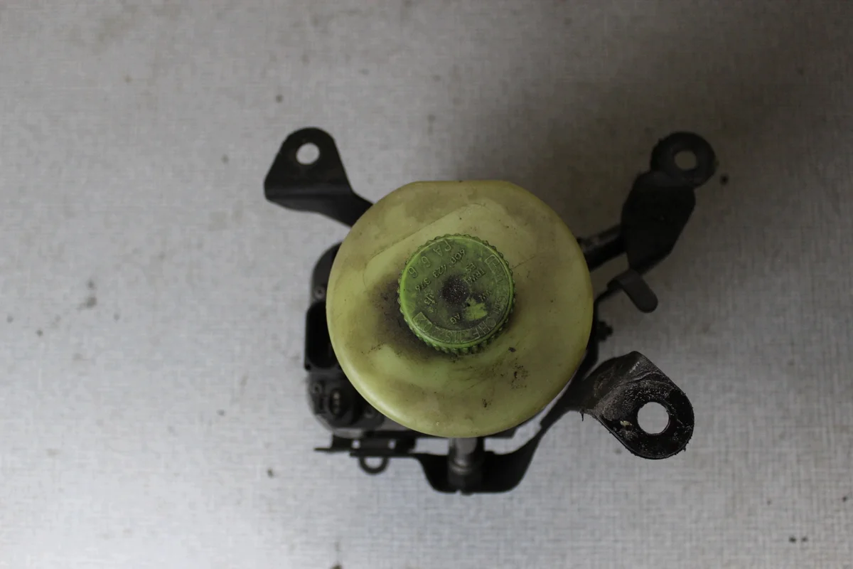 Pompe direction assistée Skoda Fabia 1.4 TSI