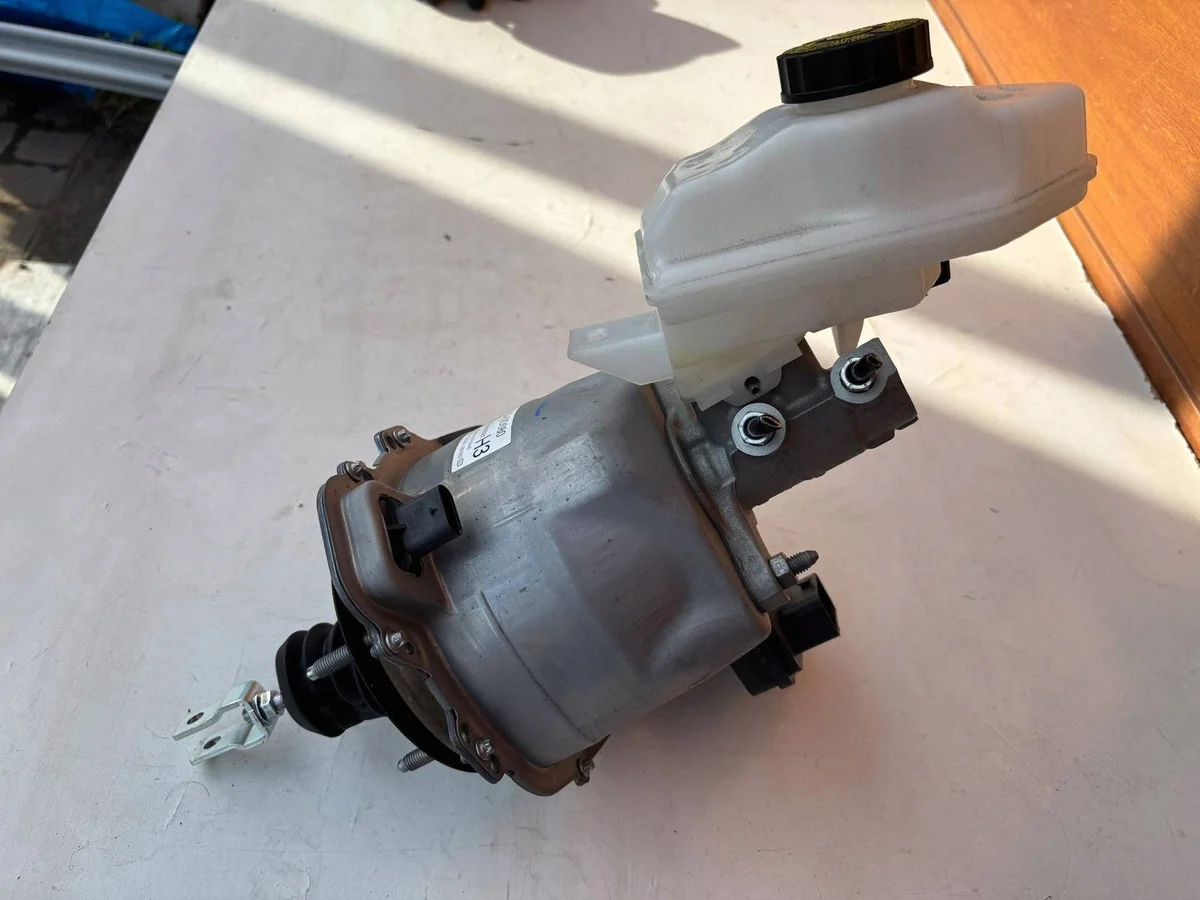 Servofreno Toyota Yaris Cross 472100D080 image 3