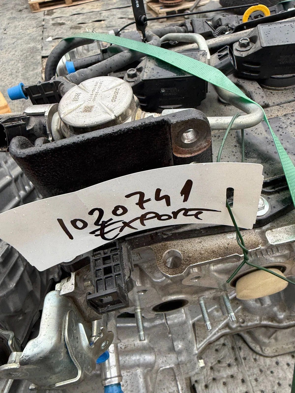 Moteur Toyota 2.5 Hybride A25A-FXS image 8