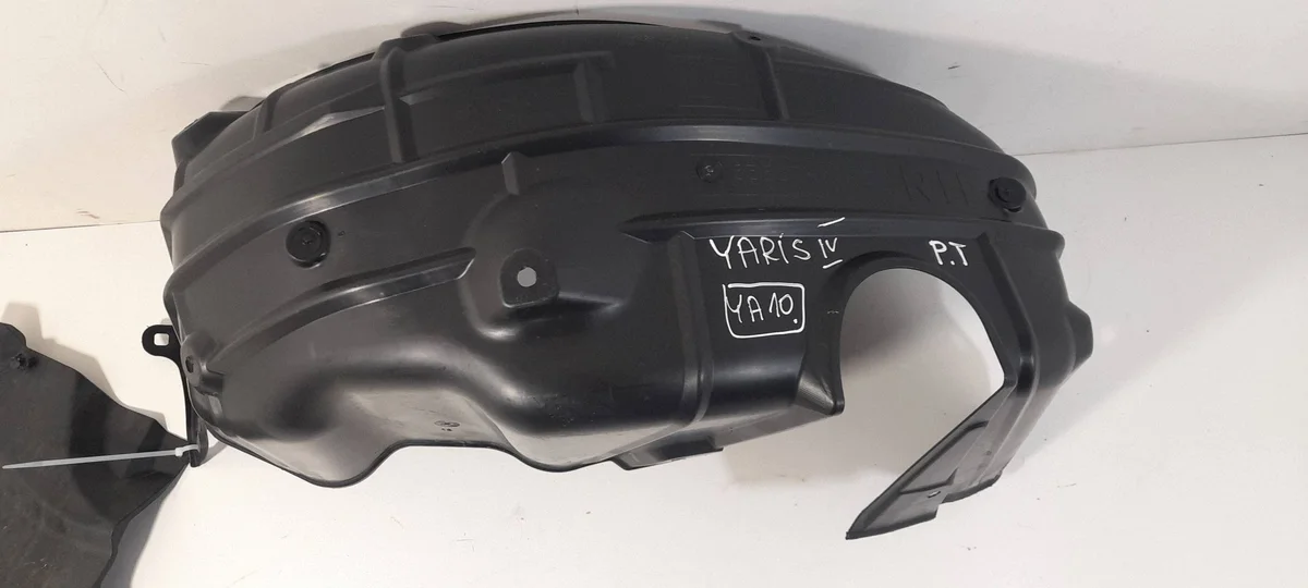 Toyota Yaris IV takalokasuoja oikea 65637K0050 image 3