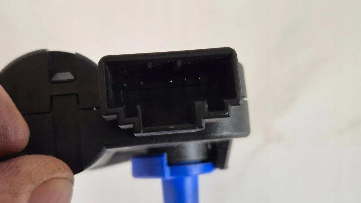 Moteur volet chauffage Audi A4 B6 B7 Exeo image 5