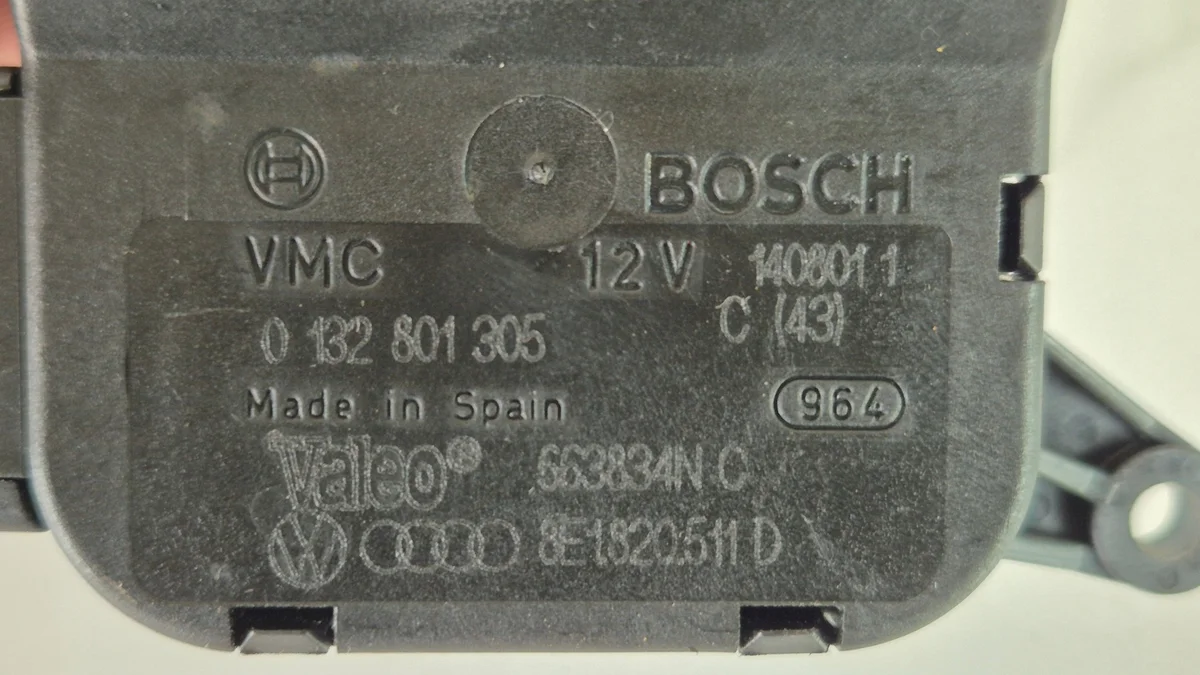 Moteur volet chauffage Audi A4 B6 B7 Exeo image 6