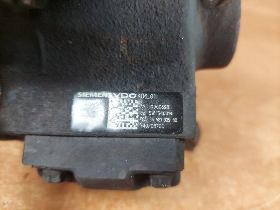 Pompe Injection Peugeot 307 407 2.0 HDI image 3