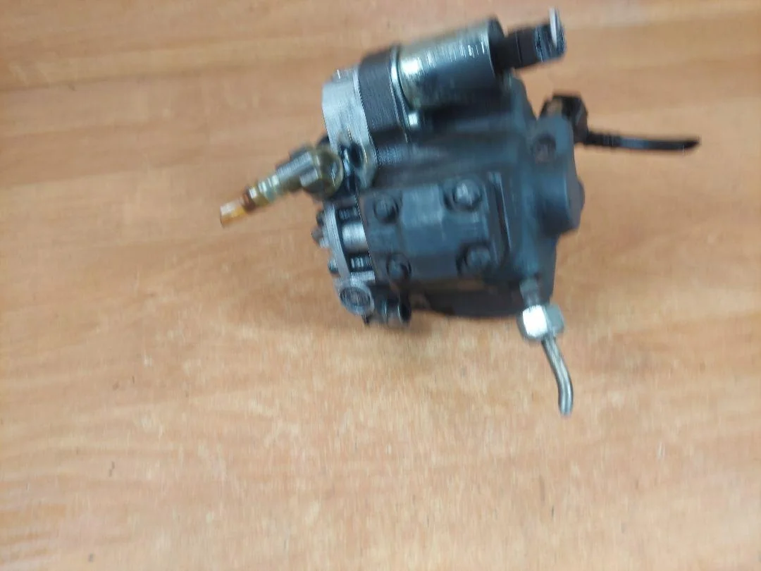 Polttoainepumppu Siemens Peugeot 307 407 2.0 HDI image 3