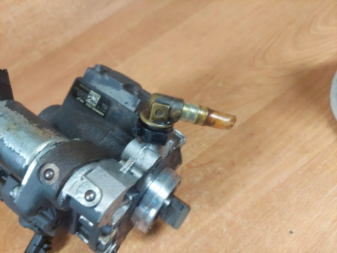 Polttoainepumppu Siemens Peugeot 307 407 2.0 HDI image 4