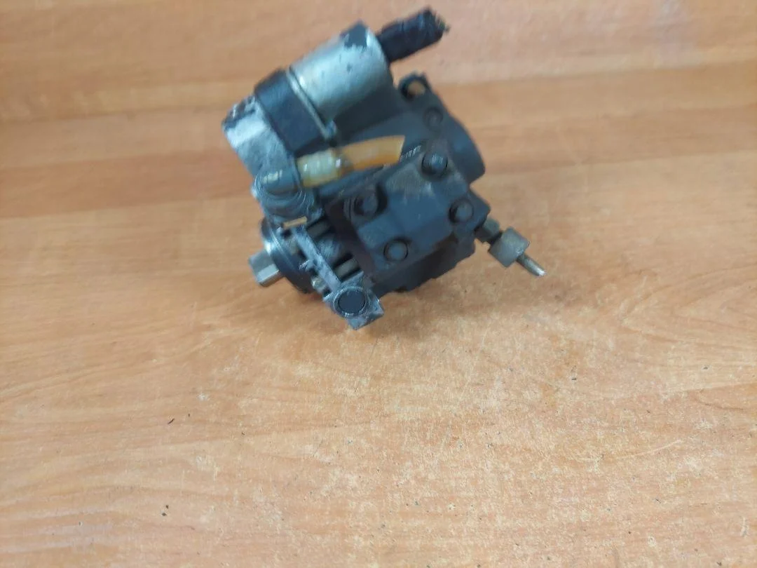 Pompe Injection Siemens Peugeot 307 407 2.0 HDI image 3