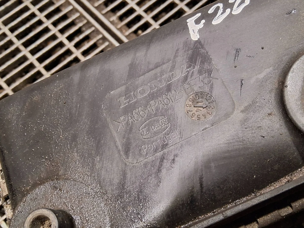 Radiatore Honda OE JD1271004410 Usato image 6