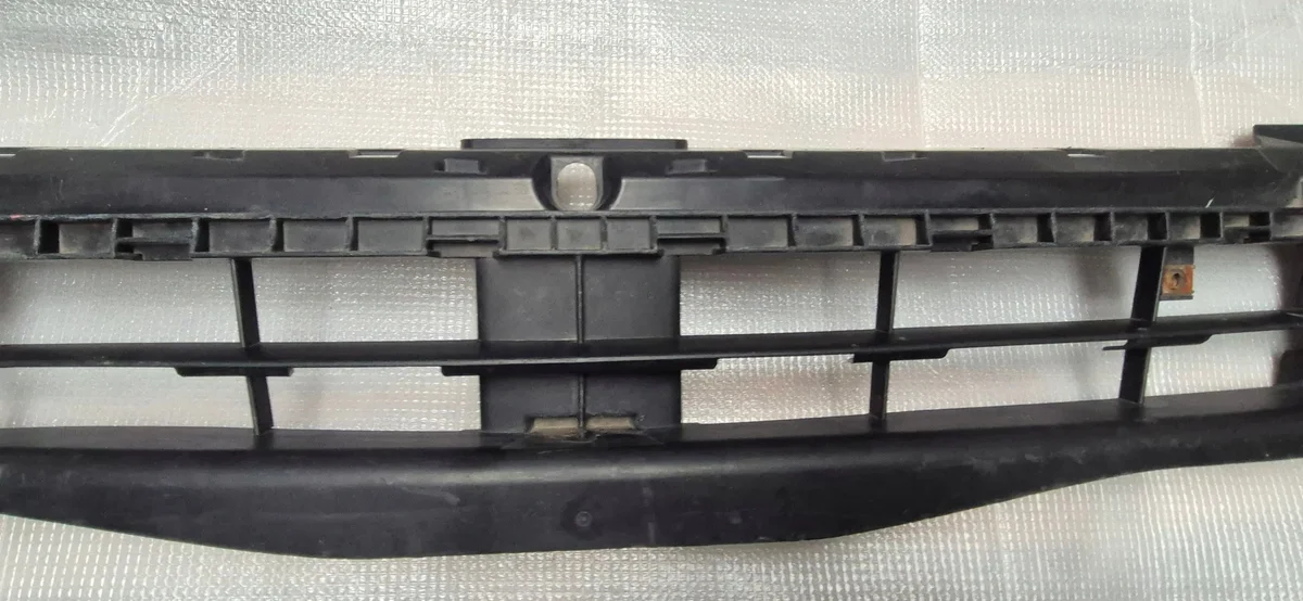 TRAFIC VIVARO II BUMPER BRACKET FRONT 620300101R image 3