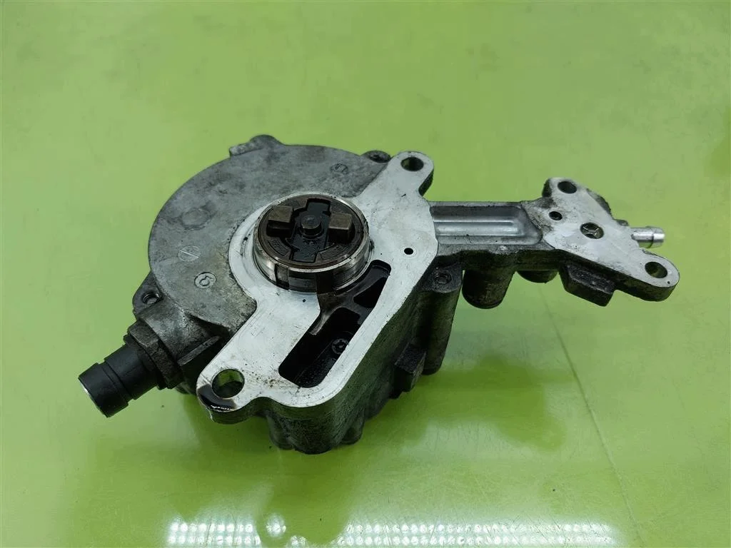 Vakuum Pumpe VW Touran 1.9 TDI 038145209M thumbnail 3