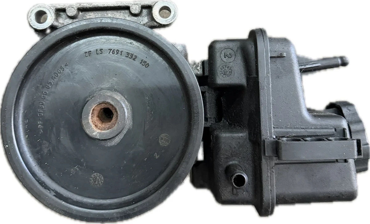 Servopumpe Mercedes Sprinter Vito 2.2 CDI image 3
