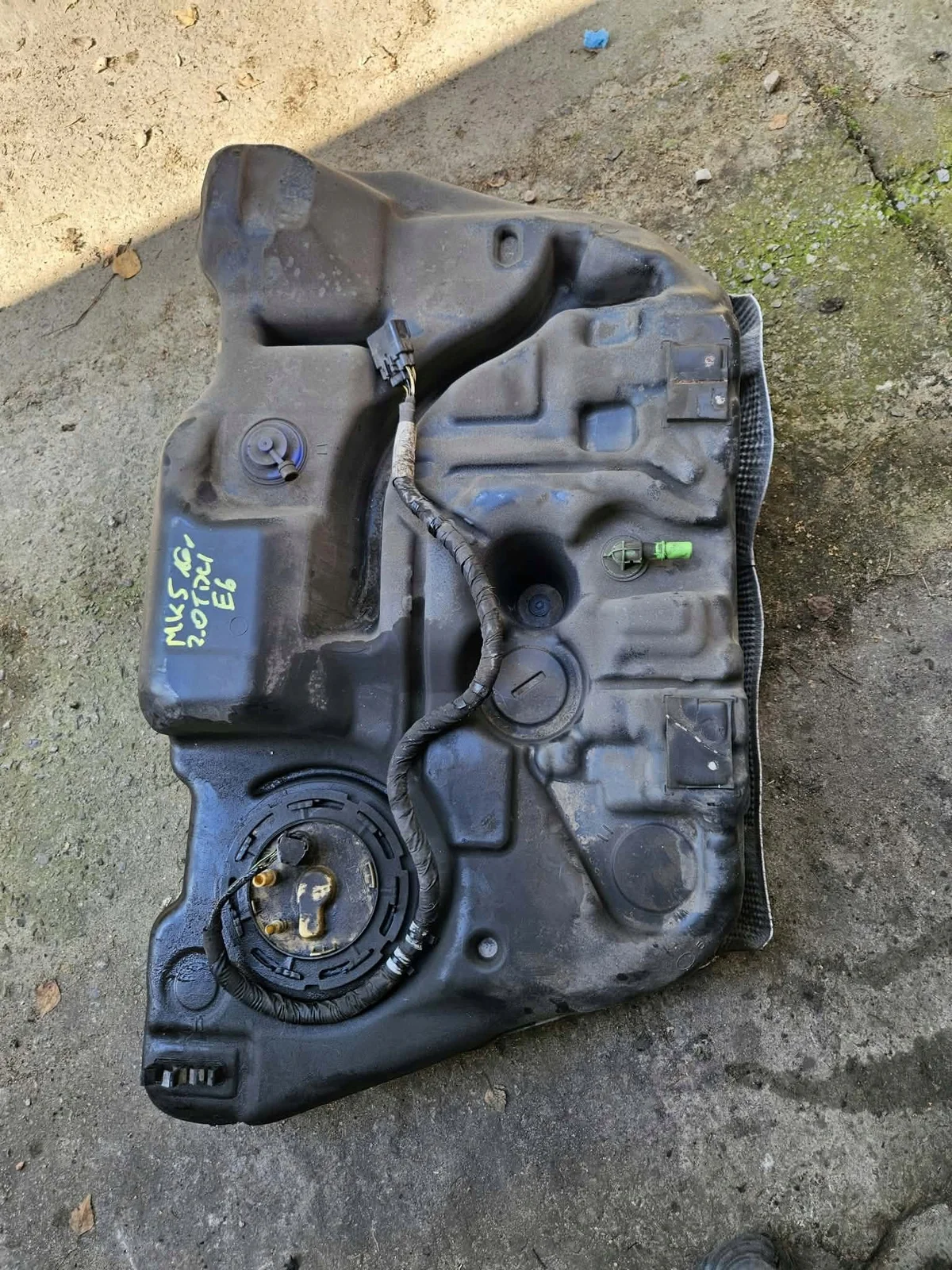 Brandstoftank Ford Mondeo MK5 2.0 TDCI