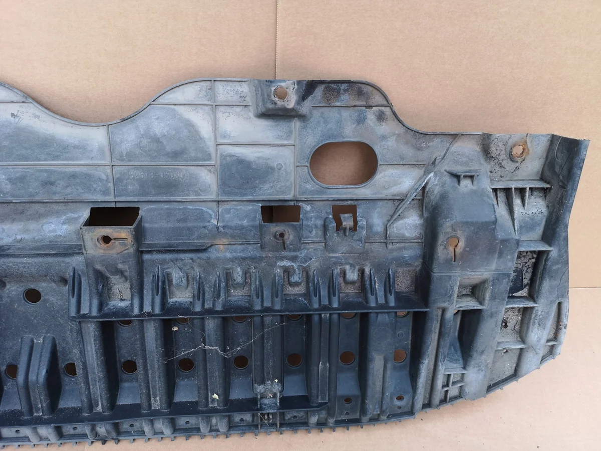 Toyota Avensis T27 T29 Untere Stoßstangenabdeckung image 6