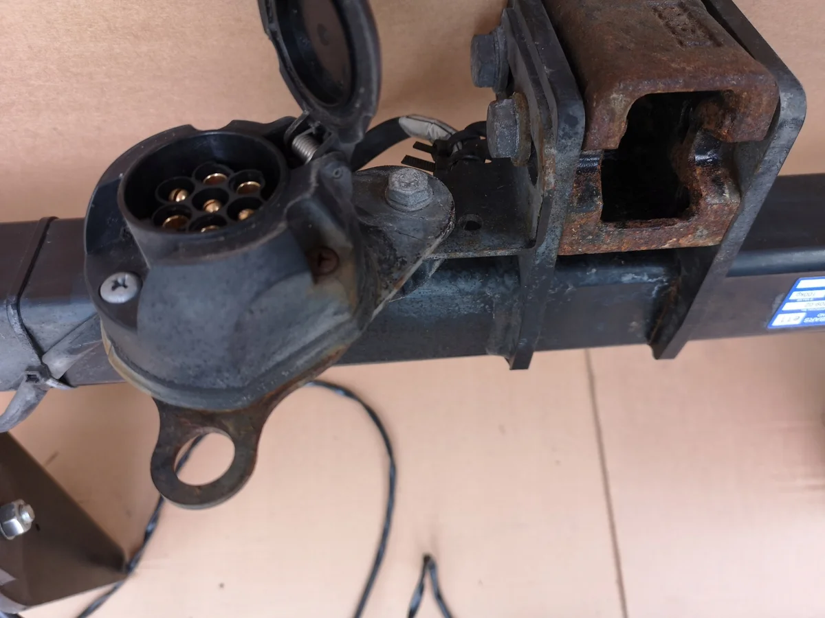 Toyota Avensis T27 Anhängerkupplung Modul image 5