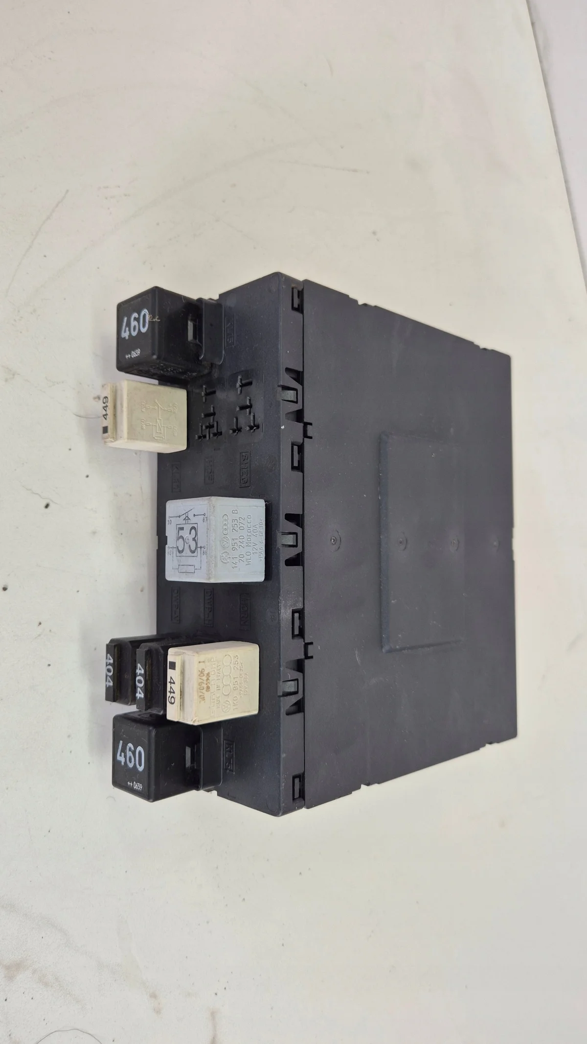 VW Passat B6 Audi Bordnetz Control Module 3C0937049D image 3