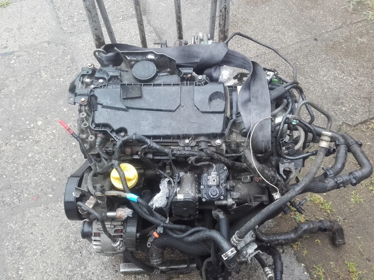Moteur Renault Trafic Opel Vivaro 2.0 DCI